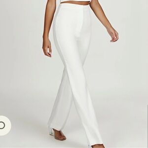 Allanah Straight Leg Pant - White